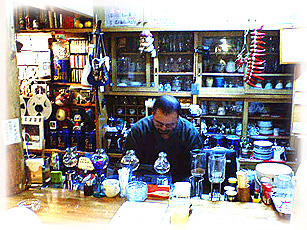 山形県東根市さくらんぼ駅前コーヒーショップ『コーヒー屋おおもり』のマスター